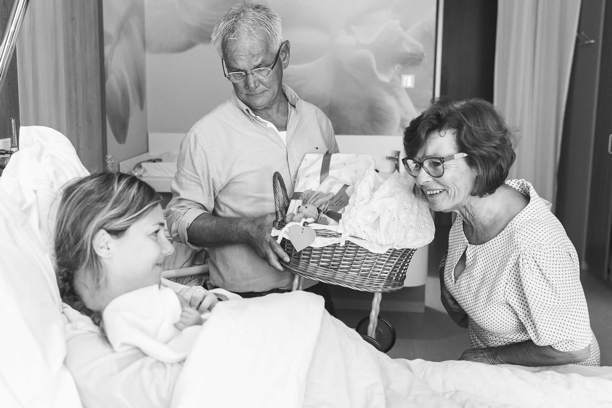 Hoe is het als er een geboortefotograaf aanwezig is bij de geboorte van